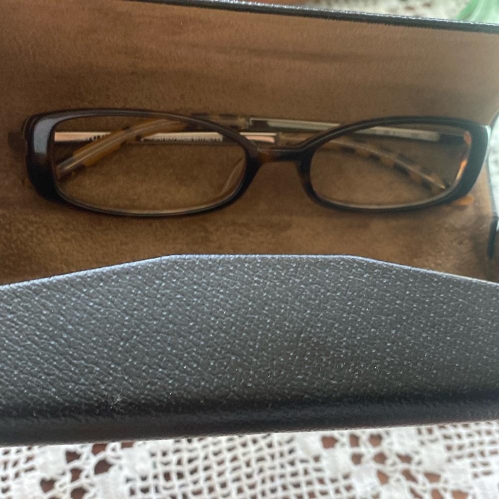 Burberry glasses 🤓 / sunglasses small frame no lenses - Picture 4 of 16